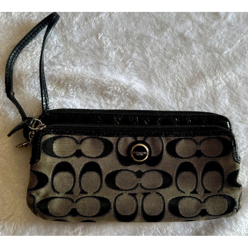 Coach‎ Wristlet Wallet Classic Coach Logo Print Organizer Wallet